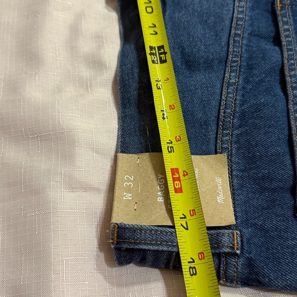 (T4) Madewell loose-fit straight-leg jeans in dark distressed,32(1),28(3), 26(1) - Picture 5 of 16